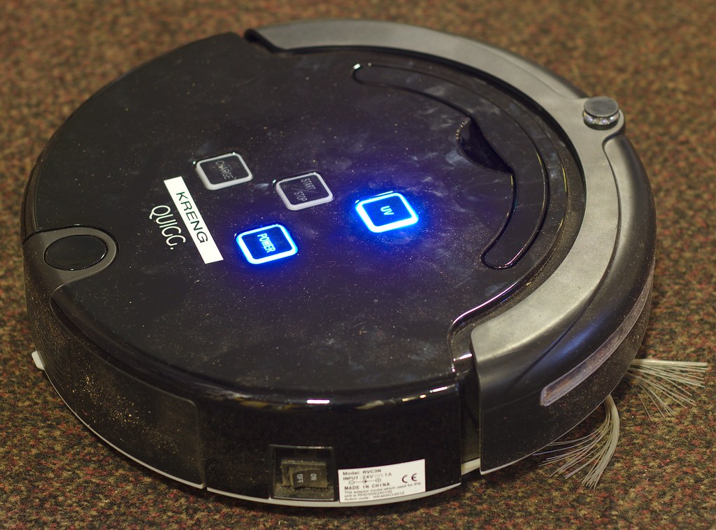 Smart Vacuum Robots: The Ultimate Guide to Roomba and Beyond