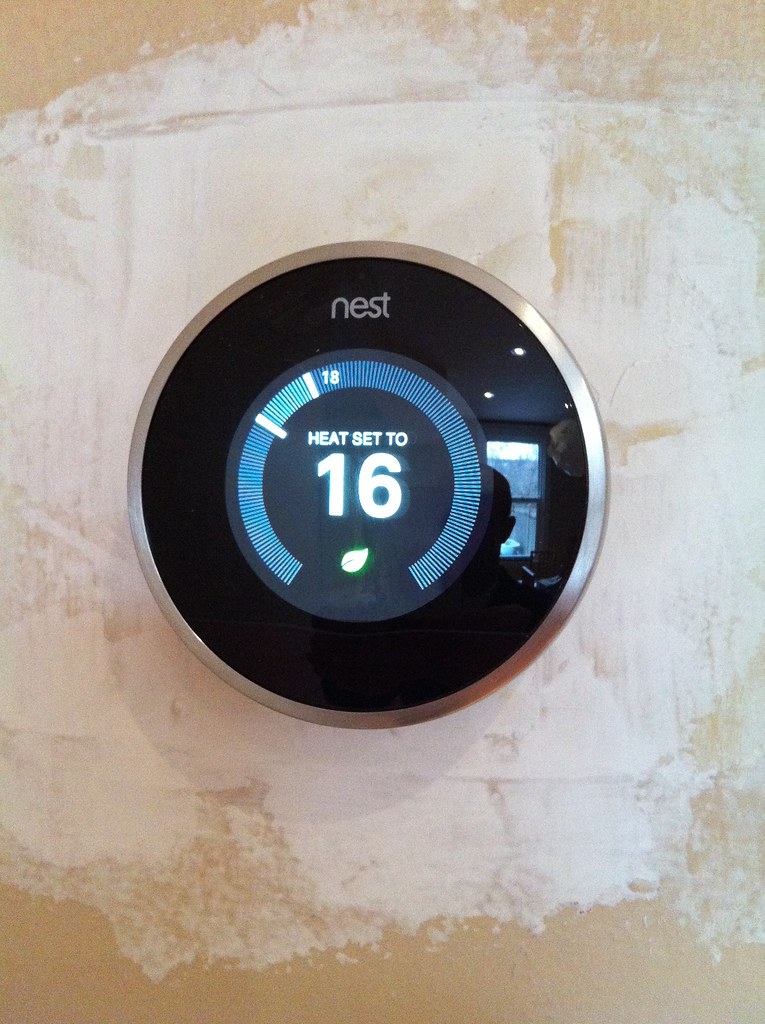 Nest Thermostat Review: Is It Still the Smart Thermostat Kin